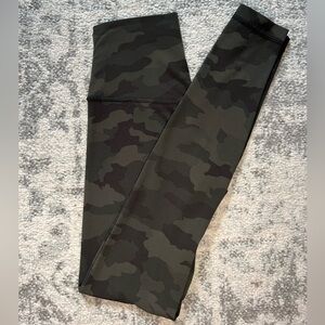 Lululemon Align (4) Camo Print 28 inch